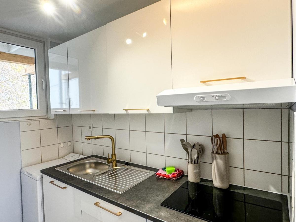 Messenah Fuer 5 Gaeste Mit Kostenlosen Parkplaetzen *